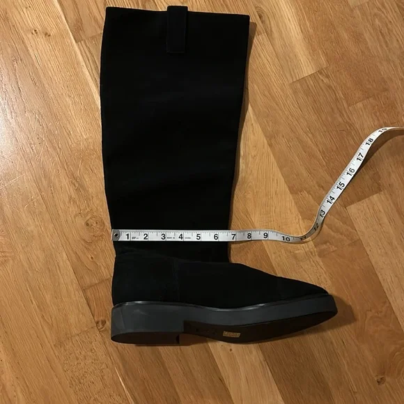 🎊HP🎊 NWOT Stuart Weitzman Henley Suede Knee High Boots